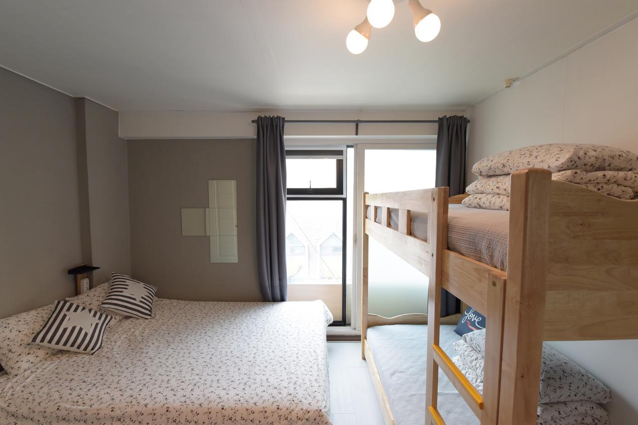 David House Apartment Seoul Room photo